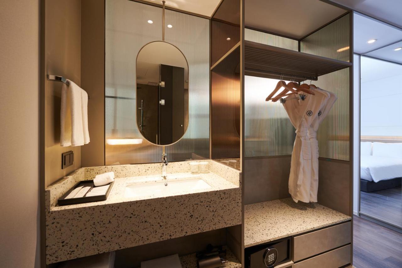 Nine Tree Premier Rokaus Hotel Seoul Yongsan Esterno foto