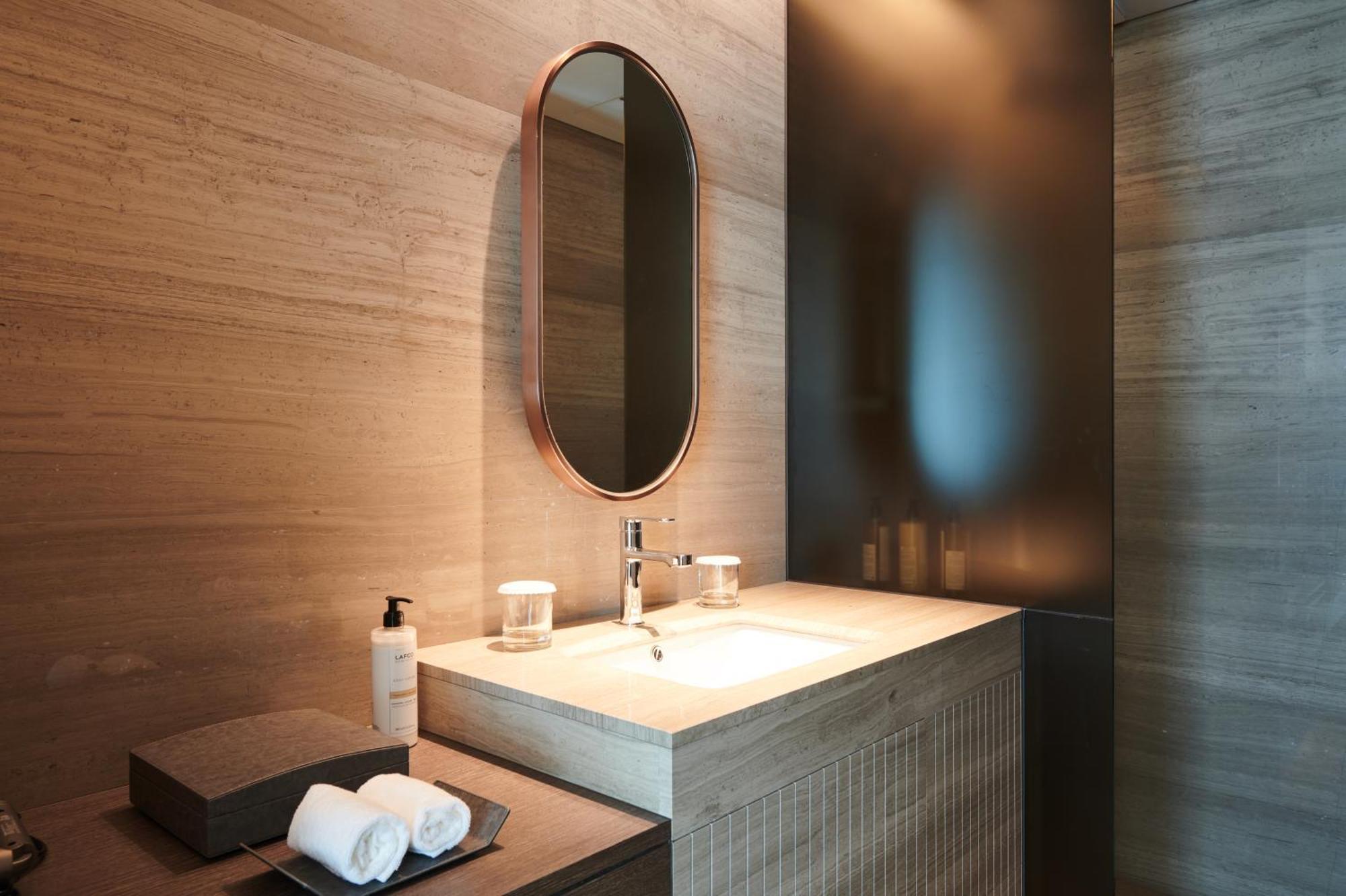 Nine Tree Premier Rokaus Hotel Seoul Yongsan Esterno foto